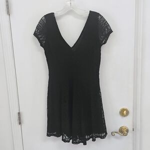 Black Lace Skater Dress Size Large Forever21